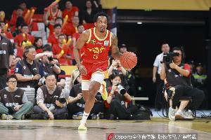 布朗天神下凡但失误致命 古德温抢断价值连城献绝杀 真是荡气回肠